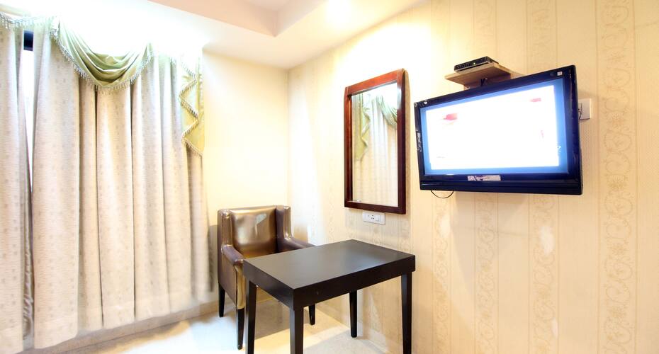 Aura De Asia, New Delhi 5
